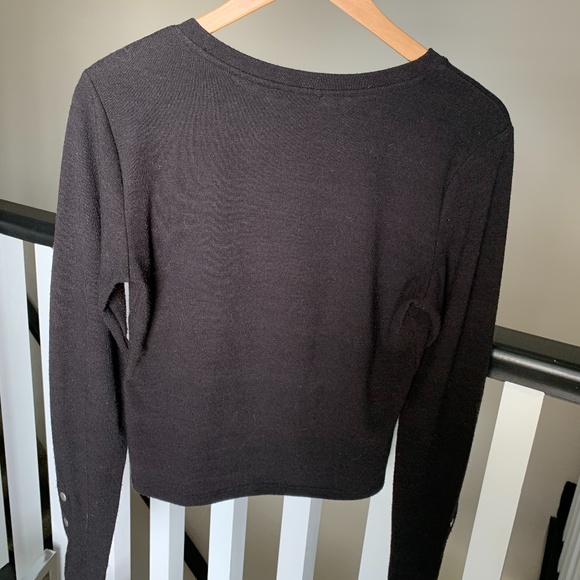 Dynamite Sweater - Picture 2 of 2